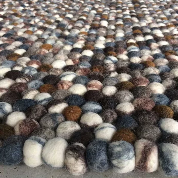 river-bed-pebble-rug2_600x